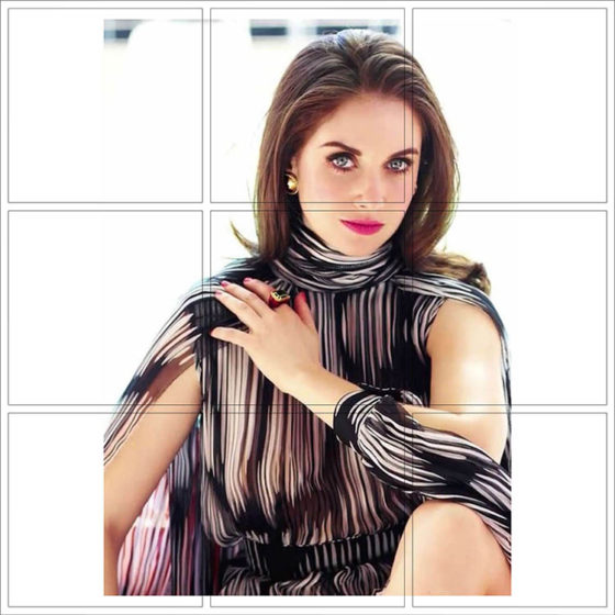 Alison Brie - 010