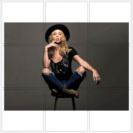 Laura Vandervoort - 073